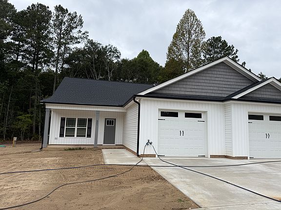 2nd image of 861 Jack Rd