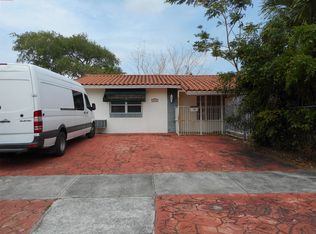 15925 SW 102nd Pl, Miami, FL 33157