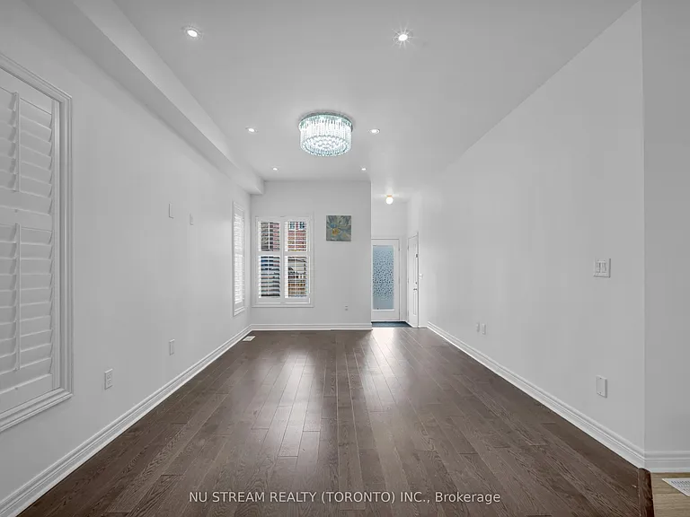17 Greenery Rd — Photo 6
