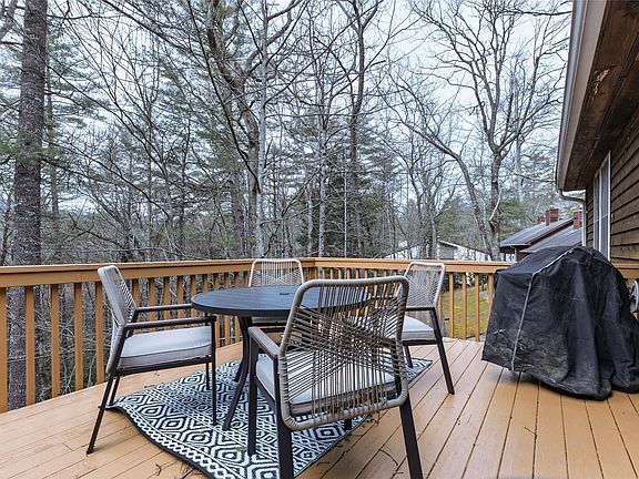 3rd image of 323 Overlook Road #12