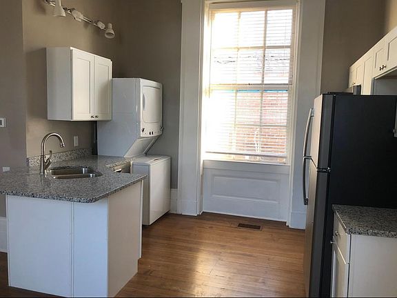 3rd image of 509 Hillsdale Ave APT 1A