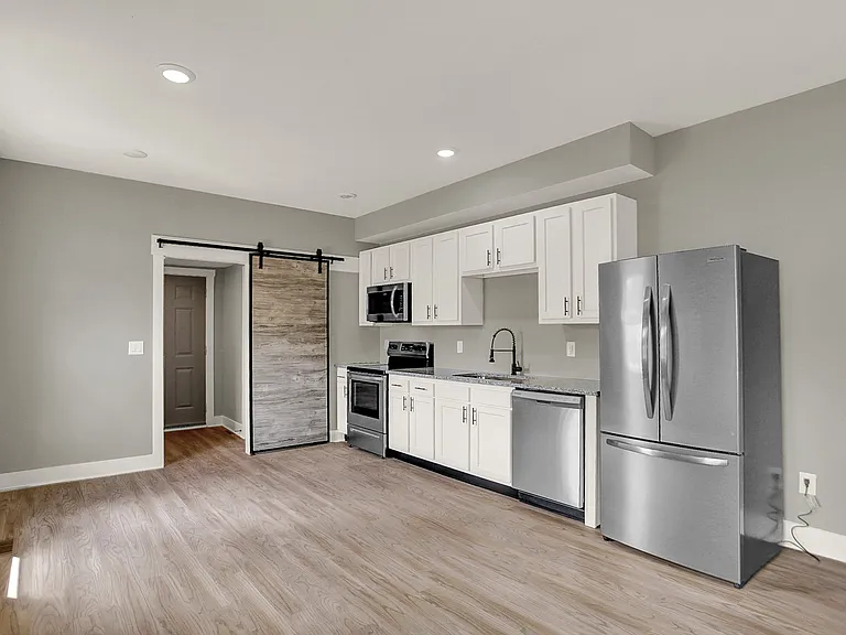 1117 E Naomi St #1119 — Photo 10