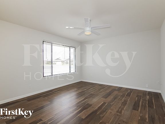 3rd image of 10843 N 45th Ave