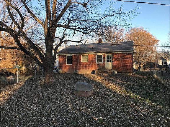 4th image of 344 N Jefferson St