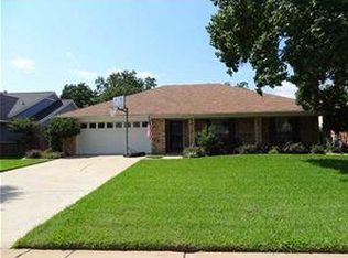 405 Mayfair Dr, Bossier City, LA 71111