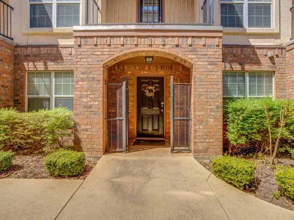 2111 Main St Unit 3, Lubbock, TX 79401