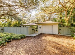 536 Indian Lilac Rd, Vero Beach, FL 32963
