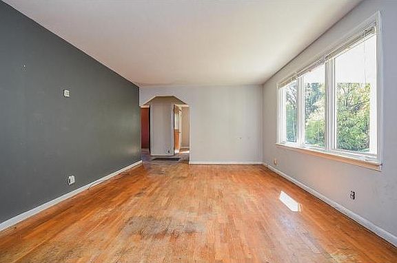 4th image of 1671 Randich Dr