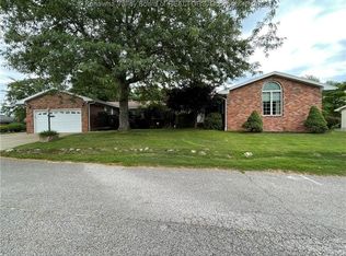 103 Fulton Dr, Point Pleasant, WV 25550