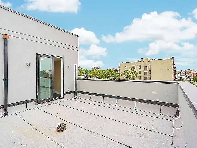 3215 Clarendon Rd #3R — Photo 14