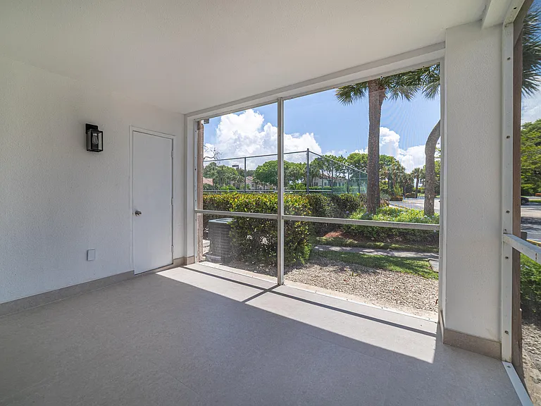 815 W Boynton Beach Blvd #12-106 — Photo 26