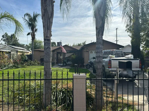 1627 5th St, Wasco, CA 93280