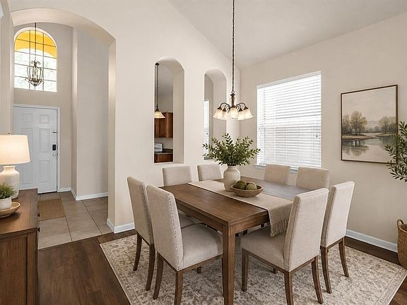 3rd image of 1755 ROYAL RIDGE DRIVE