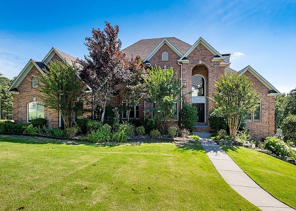 B'ful Bellegarde Home w pool