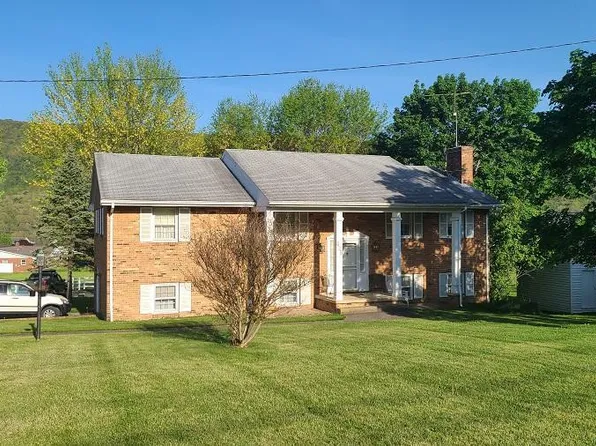 628 N Main St, Franklin, WV 26807