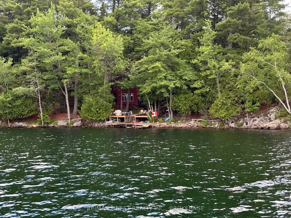 27246 Eagle Ln, South Frontenac, ON K0H 1T0