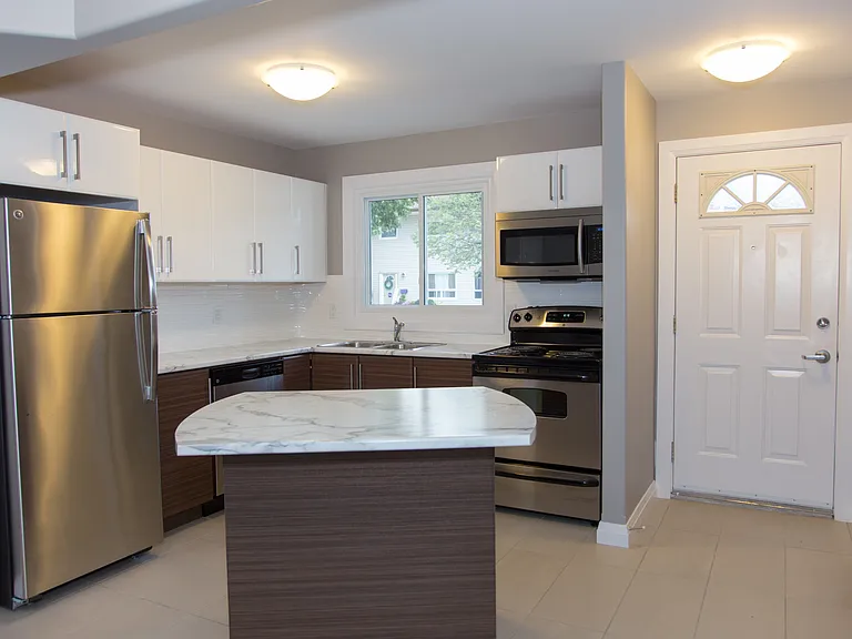 1717 Lansing Ave #42 — Photo 9