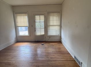 622 Howard Place, Madison, WI 53703