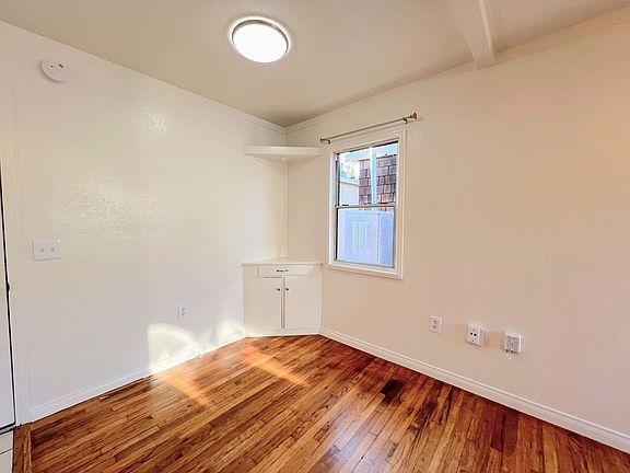 5th image of 5034-40 Muir Ave #5042-48