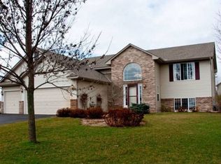 20321 Spoonbill Ct, Rogers, MN 55374