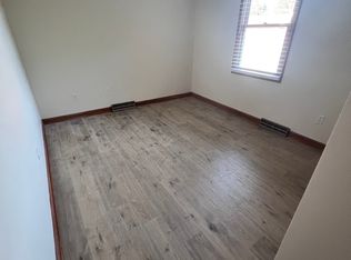 15 James Ave #15, Agawam, MA 01001