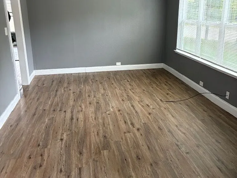 1126 Park Cir — Photo 16