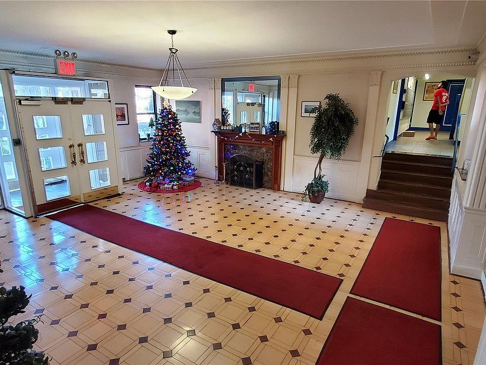 1st image of 170-40 Highland Avenue #203