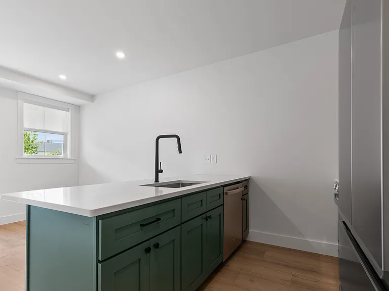 113 Ives Street — Photo 148