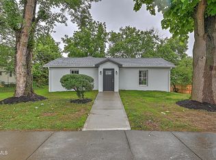208 Wilson Ave, Johnson City, TN 37604