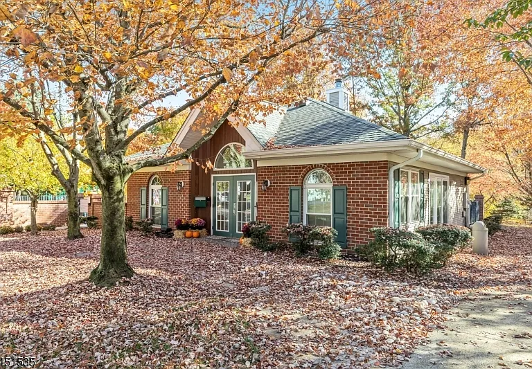 428 Azalea Ter — Photo 27