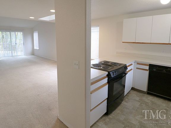 3rd image of 2007 SE 114th Ct APT B