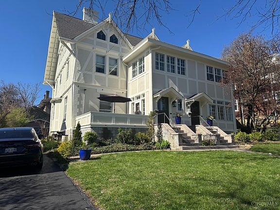 2nd image of 967 Marion Ave