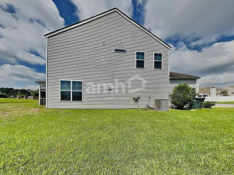103 Westover Dr — Photo 21