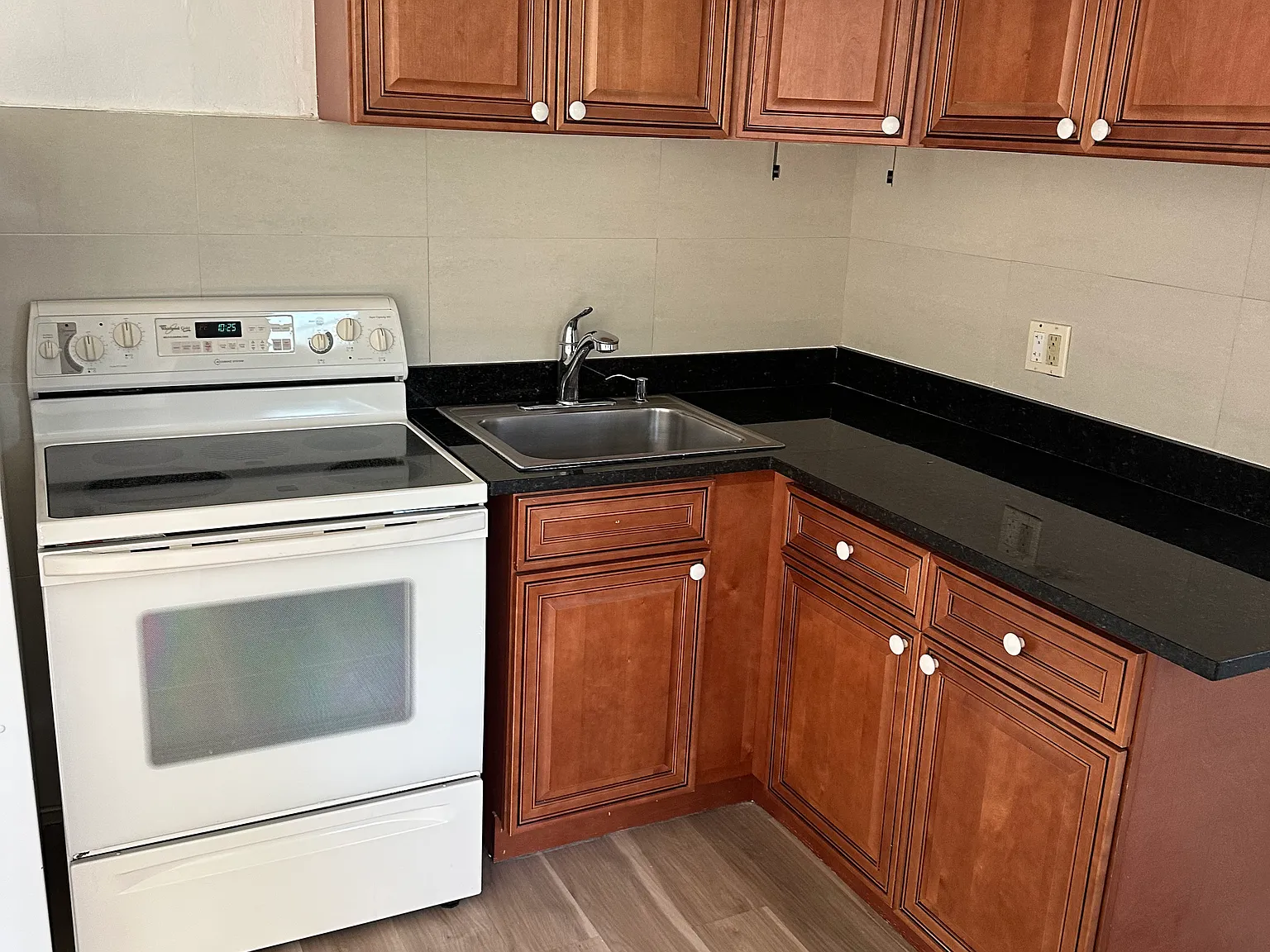 1 bed, 550 sqft, $1,500 — Photo 1