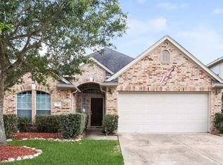33 San Simeon Dr, Manvel, TX 77578
