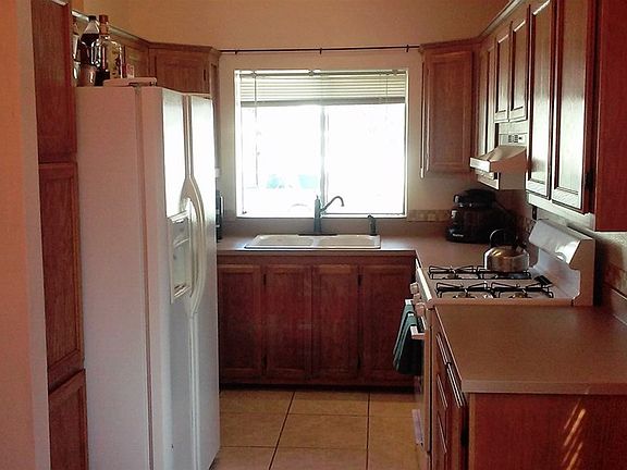 2nd image of 20048 Crestview Dr