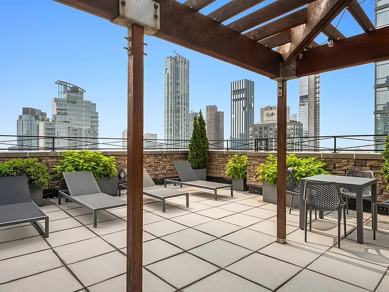 35 W 33rd St #28D — Photo 12