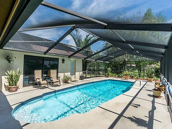2nd image of 13607 Clubside Dr