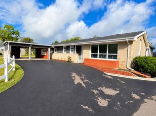 465 Manor Dr, Seymour, IN 47274