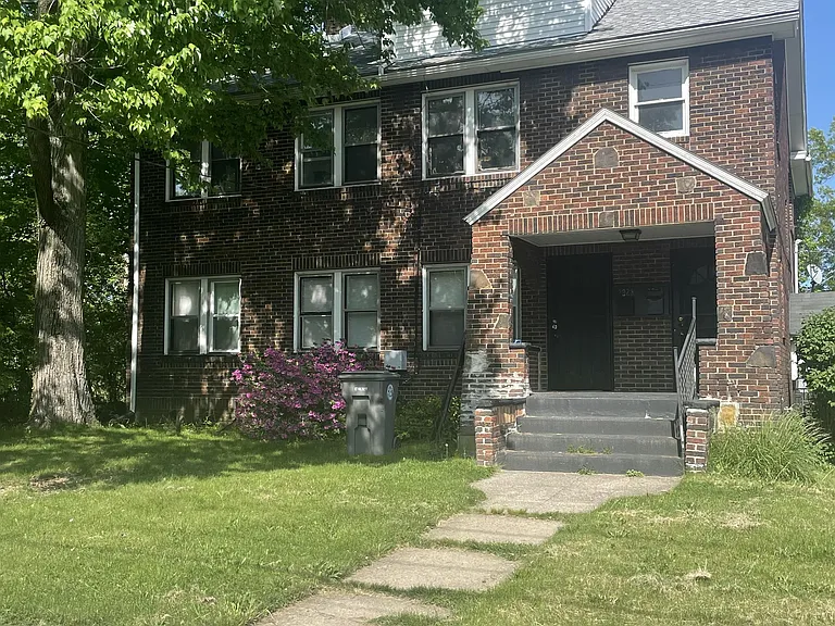 2227 Cordova Ave #2227 — Photo 1