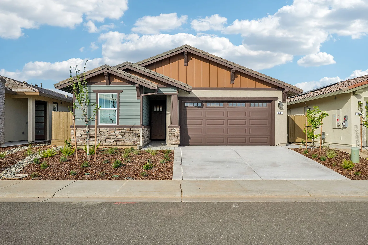 3004 Poas Way photo 1