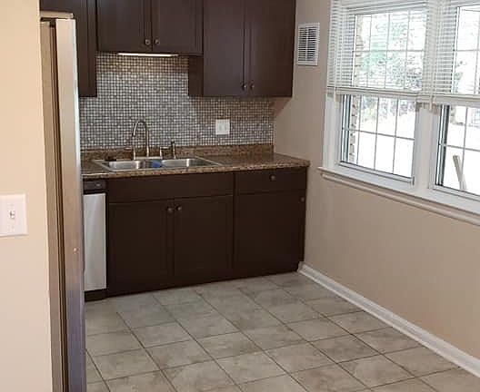 2nd image of 7116 Swirlwood Ln