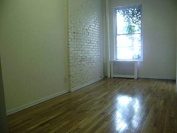 2nd image of 251 W 18th St APT 5W