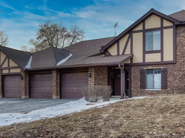 1732 Harrow Ct APT D, Wheaton, IL 60189