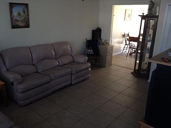 2nd image of 607 Casa Park Ct N