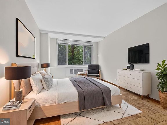 4th image of 4200 Cathedral Ave NW APT 312A