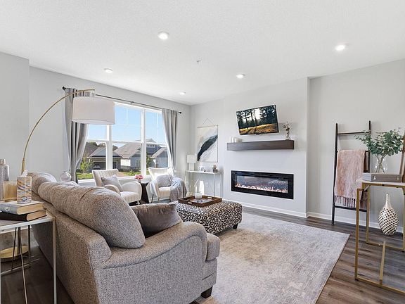 4th image of 6786 Wildflower Way