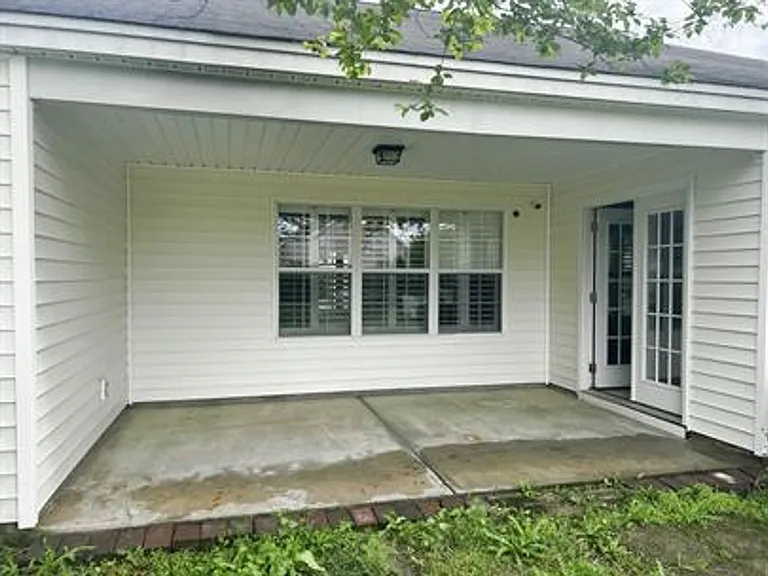 145 Pickett Creek Ln — Photo 16