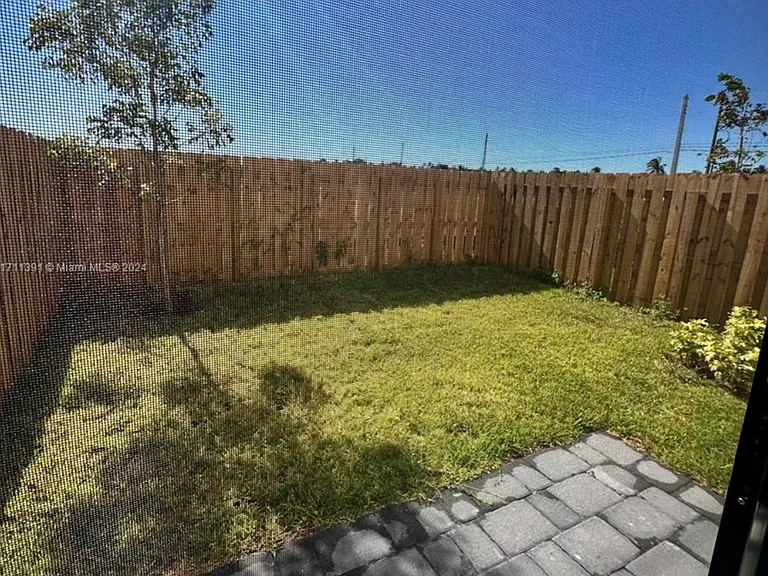 19116 SW 345th St — Photo 16
