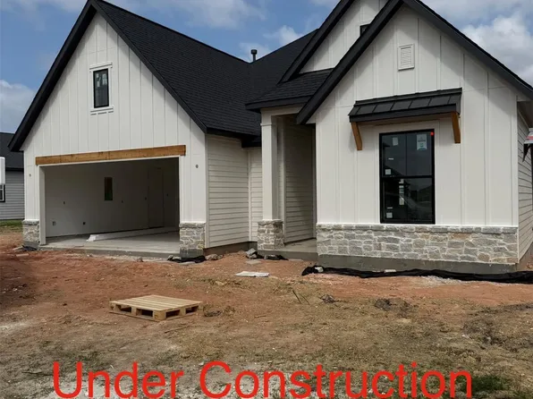 10720 S Lake Mist Ln, Willis, TX 77318